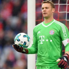Neuer vil ikke spille på grund af skade et halvt år