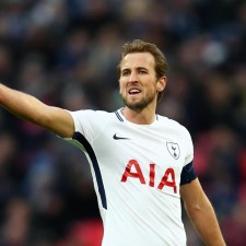 Harry Kane er glad for at blive til Tottenham