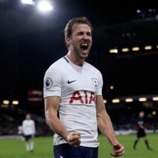 Harry Kane brød rekorden med sit syvende hattrick